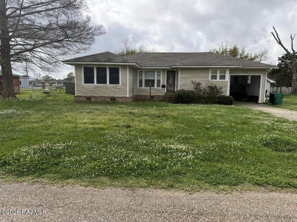 616 E Putnam Street, Erath, LA 70533
