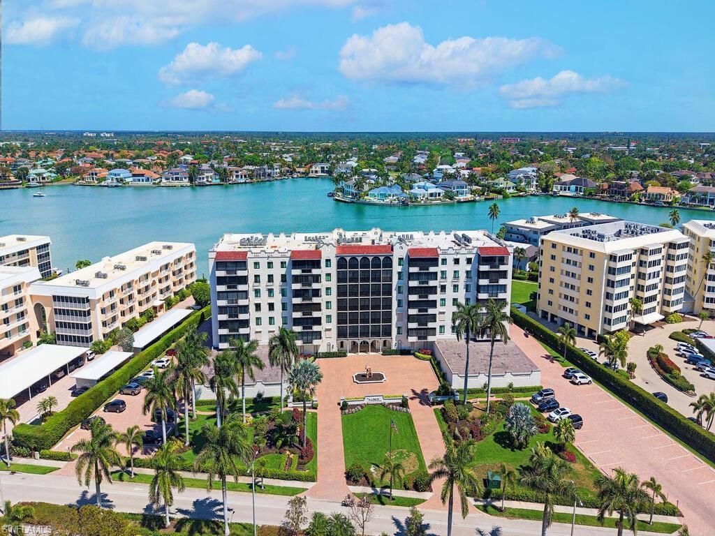 3430 Gulf Shore Blvd N, Unit 6C, Naples, FL 34103 Photo