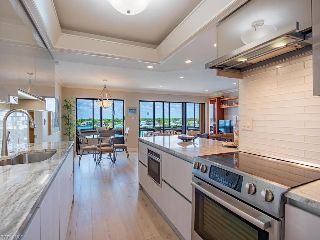 3430 Gulf Shore Blvd N, Unit 6C, Naples, FL 34103 Photo