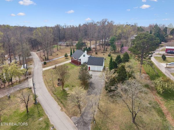 2060 Torbett Rd, Spring City, TN 37381