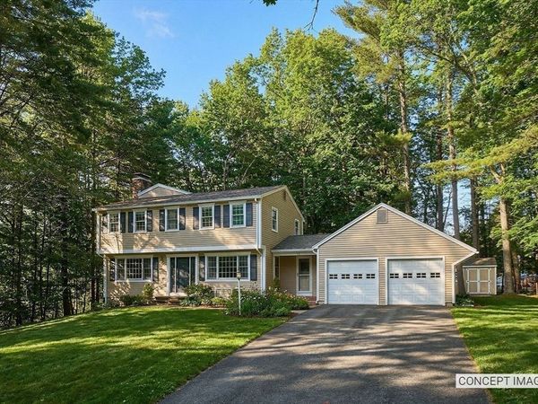 12 Kettle Pond Rd, Amherst, MA 01002