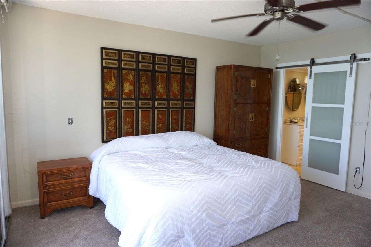 7100 Sunshine Skyway Lane S, Unit 705, Saint Petersburg, FL 33711 Photo