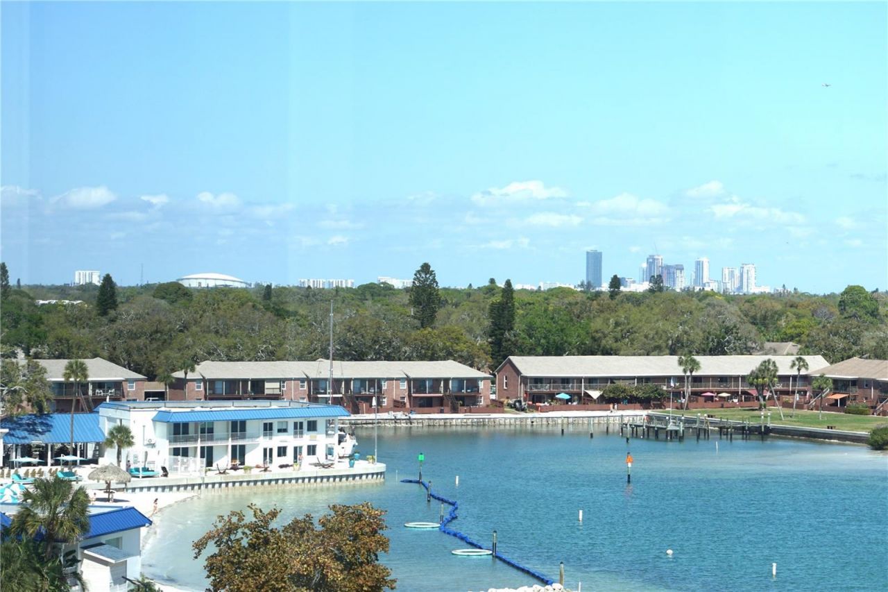 7100 Sunshine Skyway Lane S, Unit 705, Saint Petersburg, FL 33711 Photo