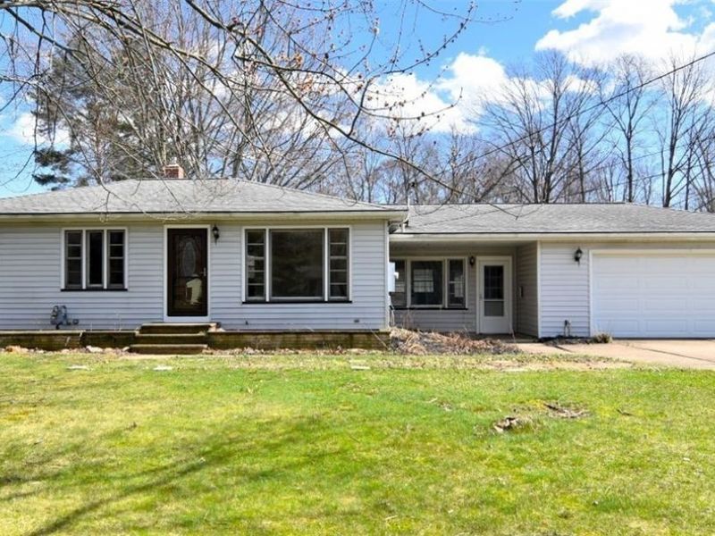 10881 Gregory Lane, North Royalton, OH 44133 Photo 1