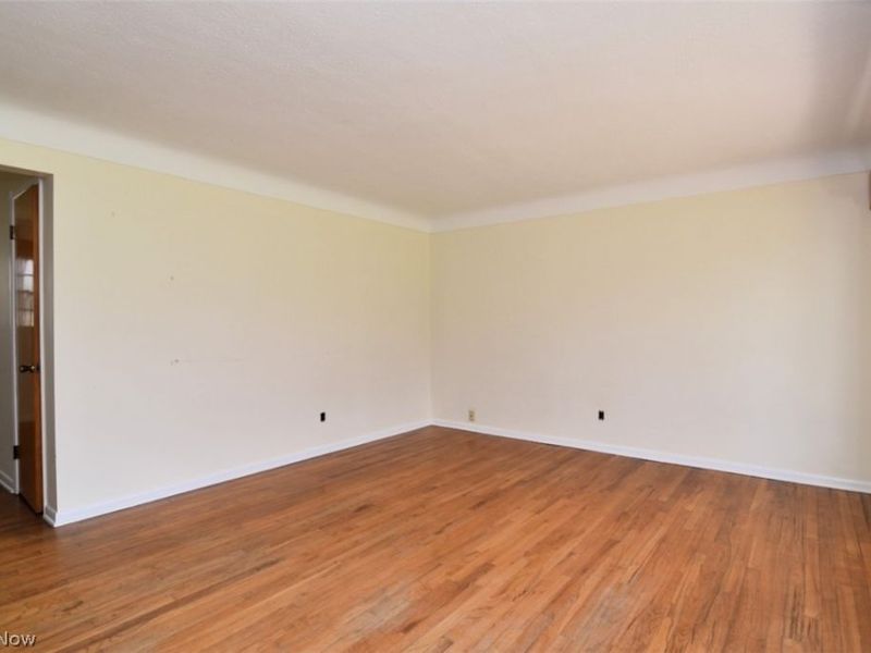 10881 Gregory Lane, North Royalton, OH 44133 Photo 5