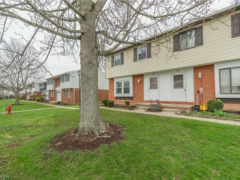 4599 Cox Drive, Unit B, Stow, OH 44224 Photo 4