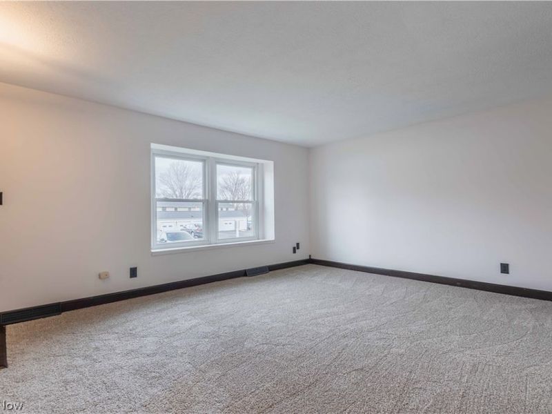 4599 Cox Drive, Unit B, Stow, OH 44224 Photo 6