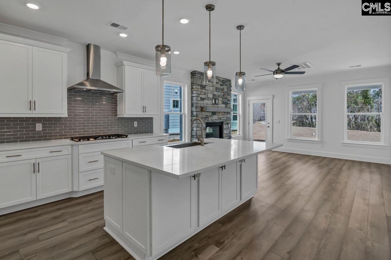 142 Clubside Drive Photo 7