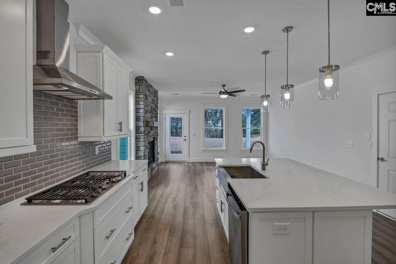 142 Clubside Drive Photo 9