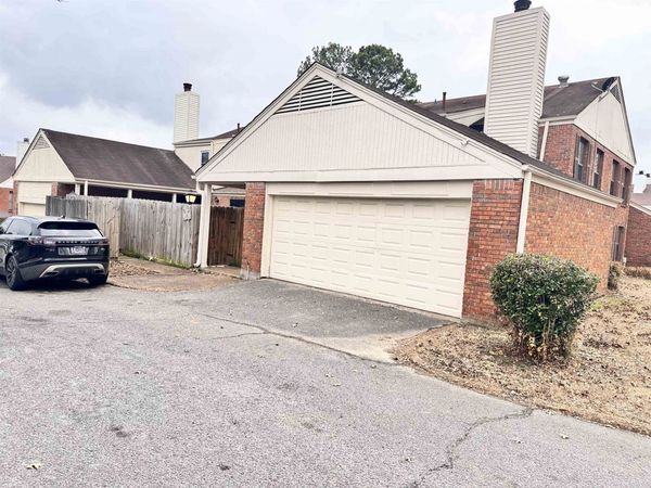 3647 NORTHCLIFFE DR, Unit 1, Memphis, TN 38128