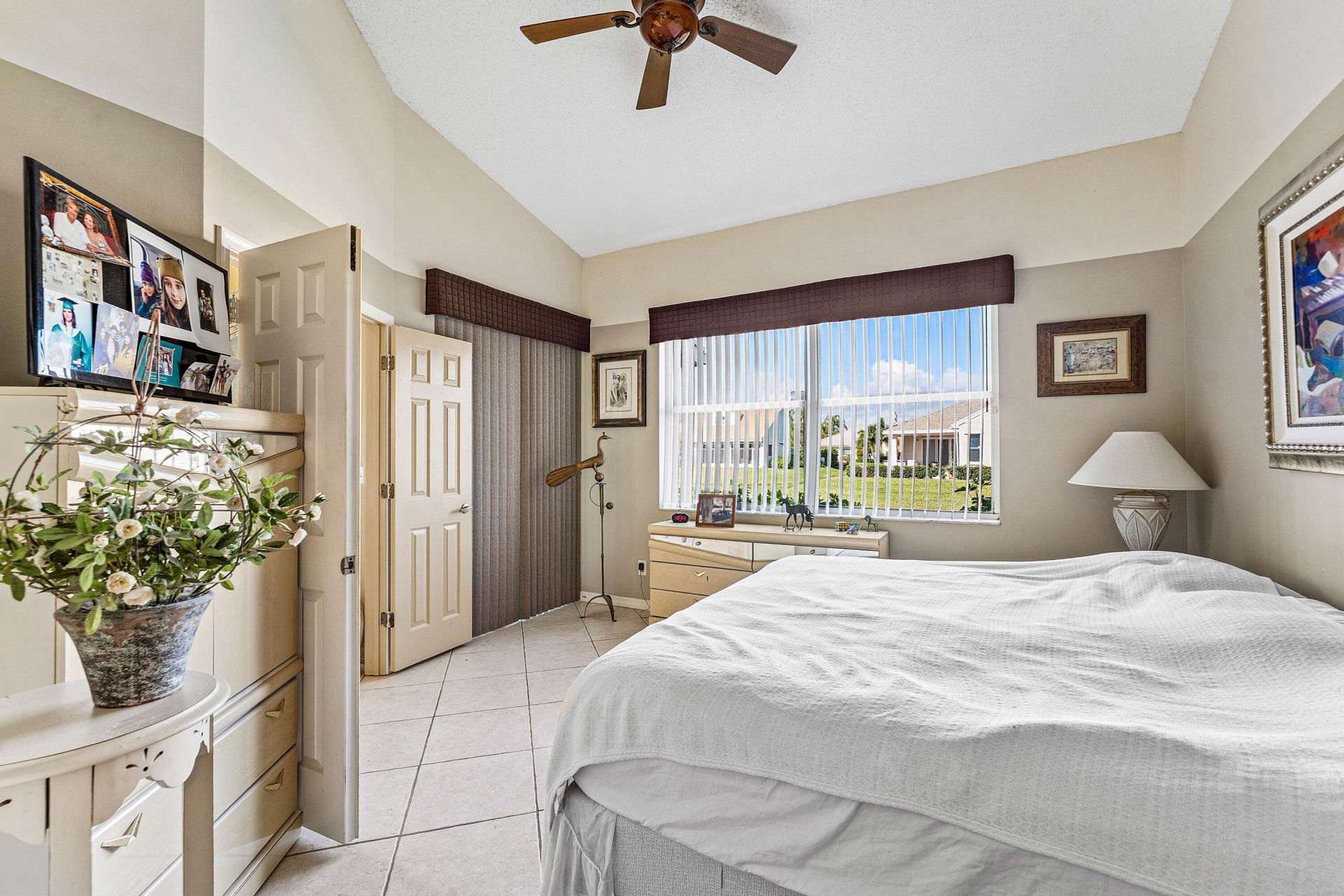 111 N North Lakeshore Drive, Hypoluxo, FL 33462 Photo