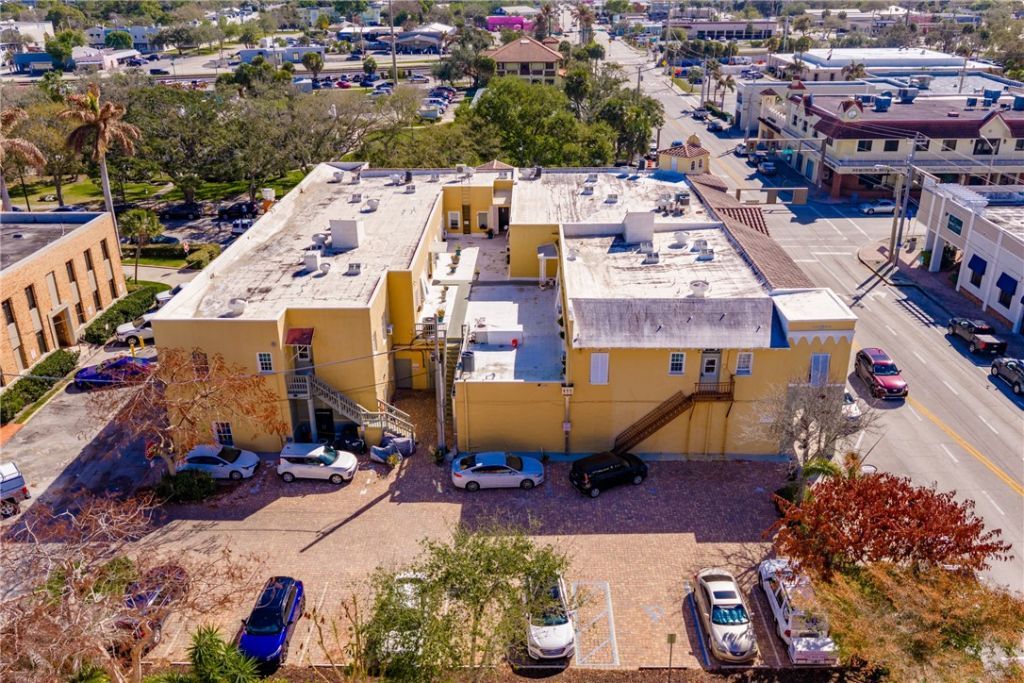 2101 14th Avenue, Vero Beach, FL 32960 Photo