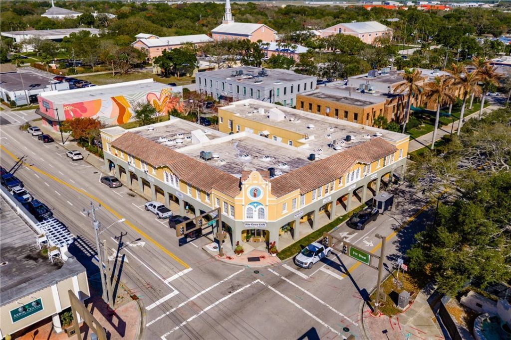 2101 14th Avenue, Vero Beach, FL 32960 Photo