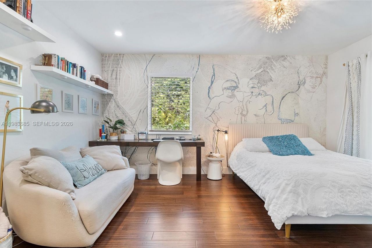 11377 W Biscayne Canal Rd , Miami, FL 33161 Photo