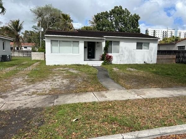 6437 SW 10th St , West Miami, FL 33144