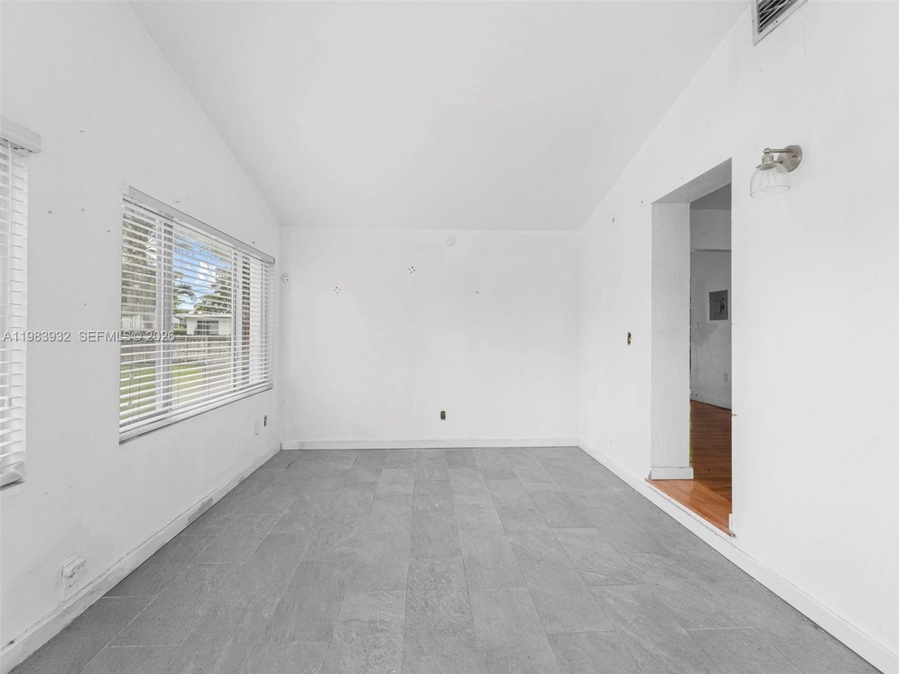 6437 SW 10th St, West Miami, FL 33144 Photo