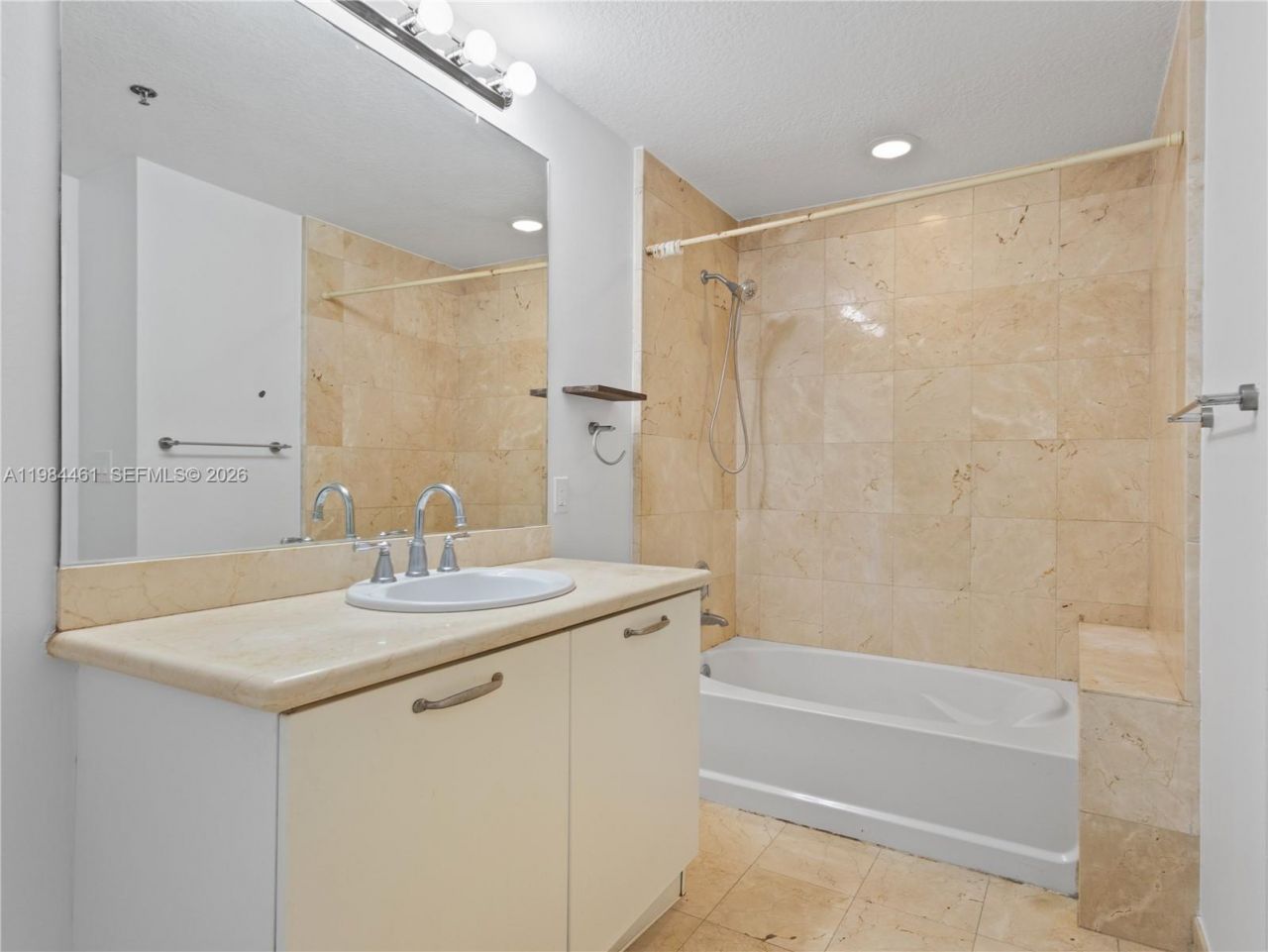 6515 Collins Ave , Unit 1610, Miami Beach, FL 33141 Photo