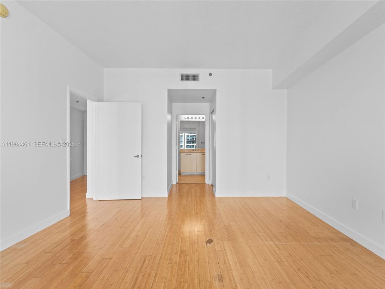 6515 Collins Ave , Unit 1610, Miami Beach, FL 33141 Photo