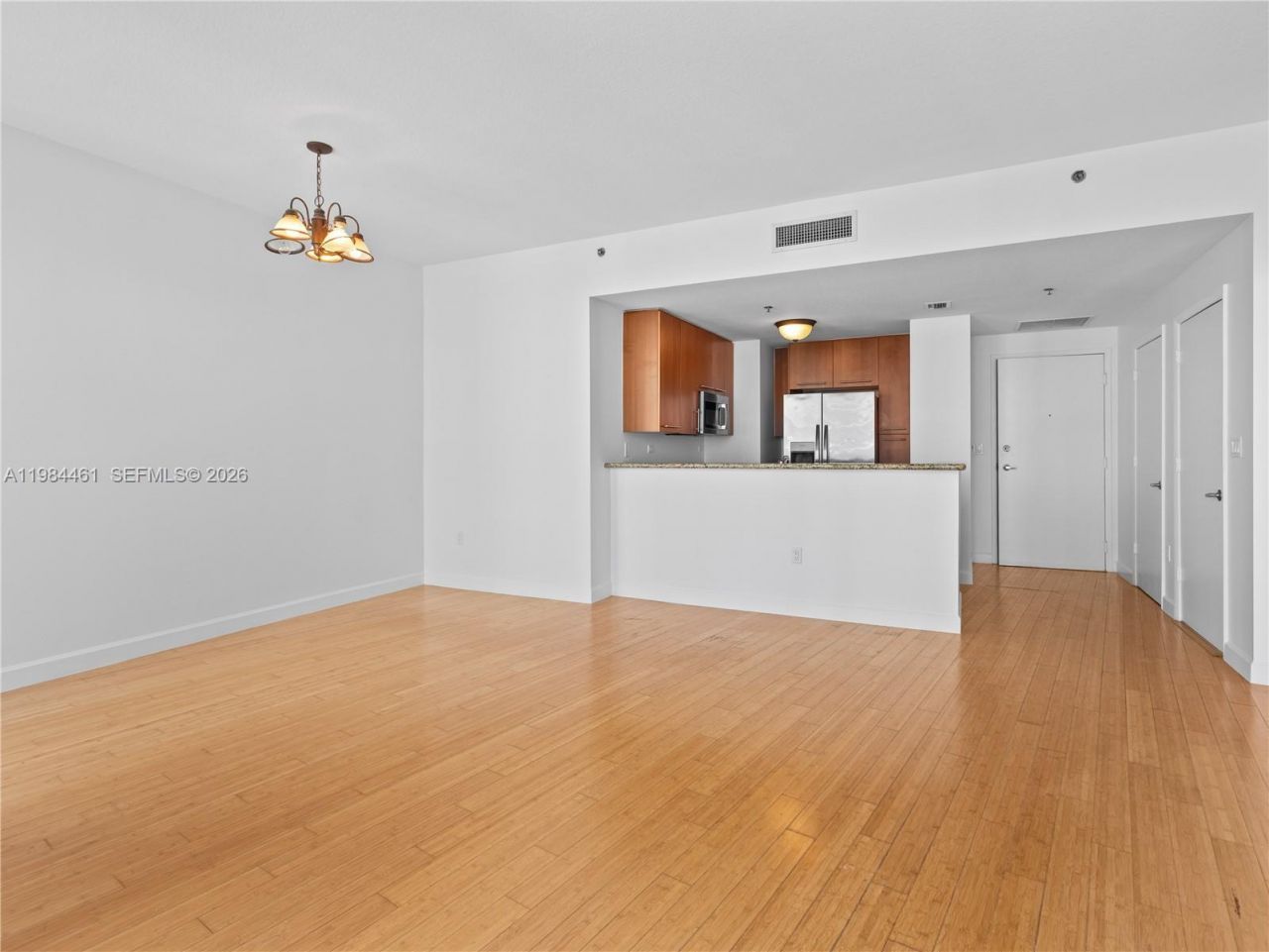 6515 Collins Ave , Unit 1610, Miami Beach, FL 33141 Photo