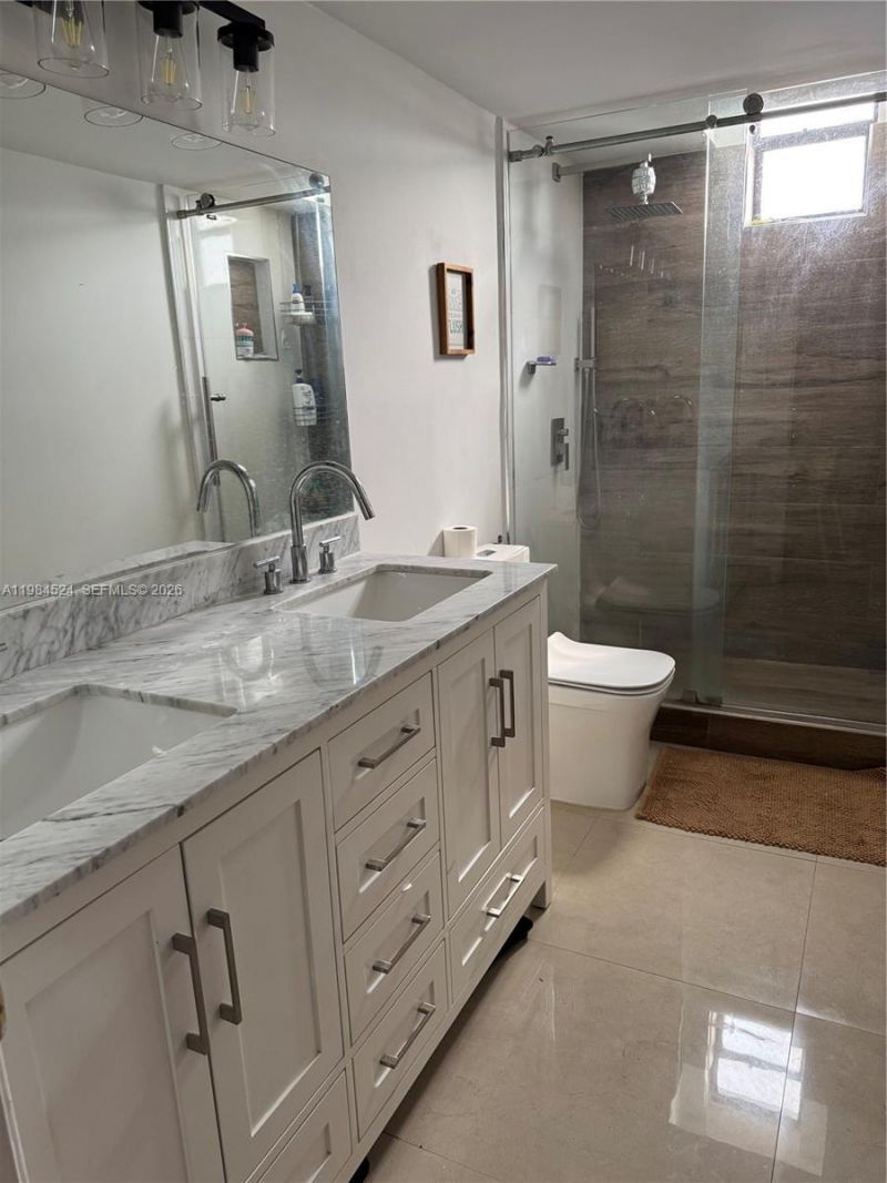 2500 Parkview Dr , Unit 2401, Hallandale Beach, FL 33009 Photo