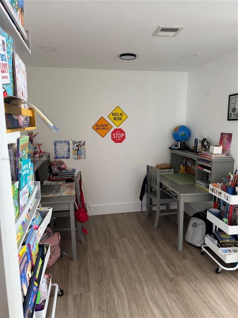 2500 Parkview Dr , Unit 2401, Hallandale Beach, FL 33009 Photo