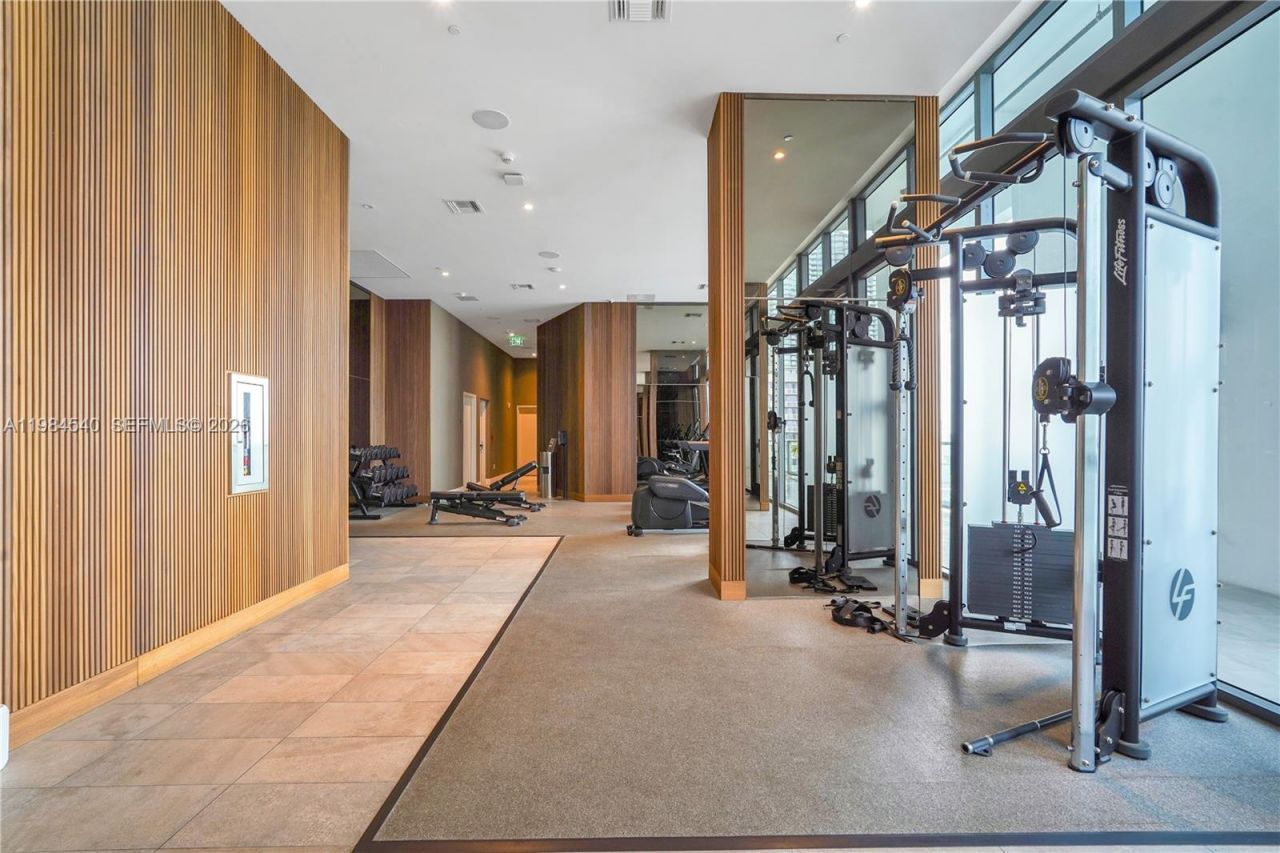 229 SW 9th St , Unit 404, Miami, FL 33130 Photo