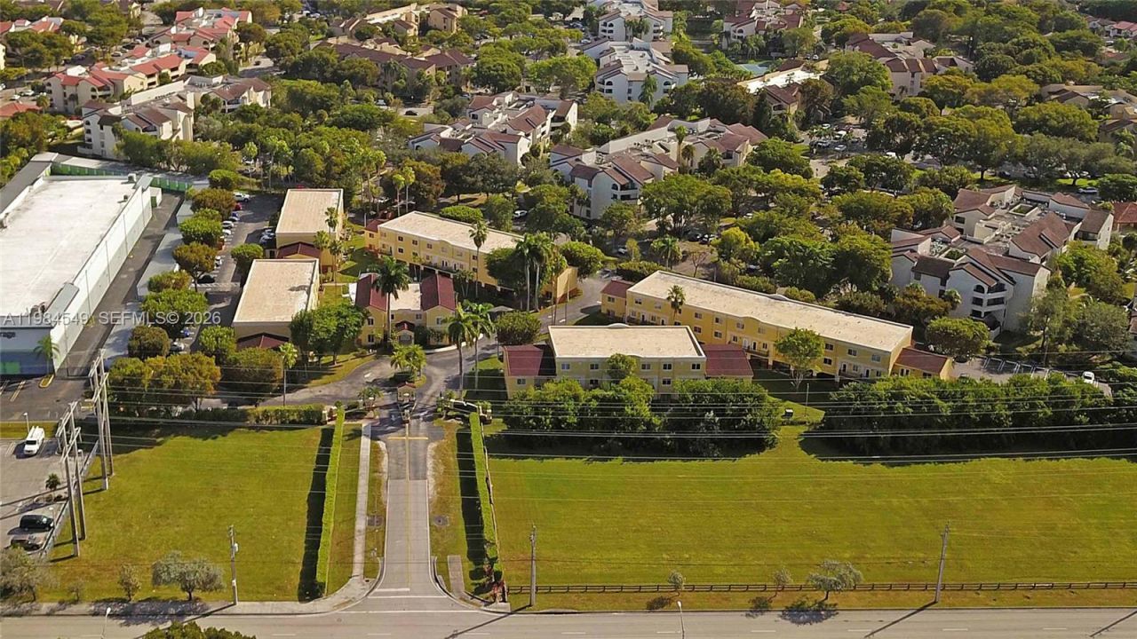 12645 SW 91st St, Unit 206, Miami, FL 33186 Photo