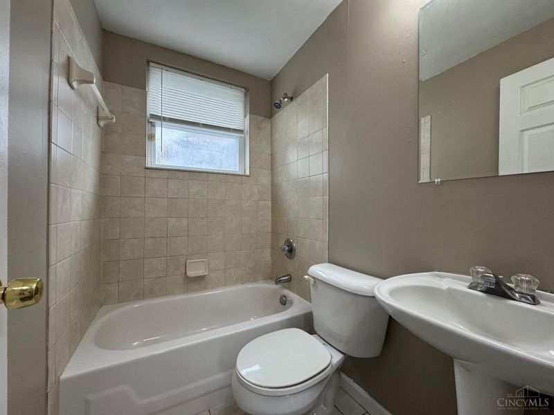 3260 Blueacres Drive, Colerain Township, OH 45239 Photo 26