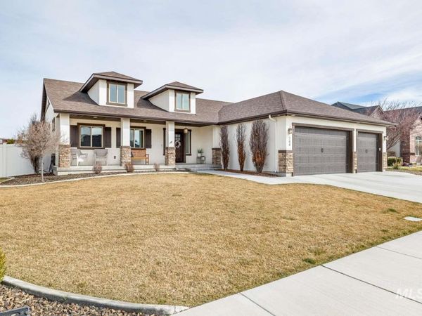 744 Midnight Sun Loop, Twin Falls, ID 83301