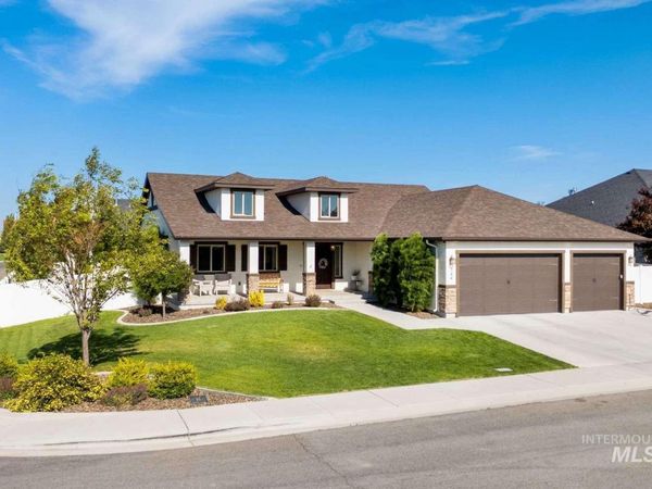744 Midnight Sun Loop, Twin Falls, ID 83301