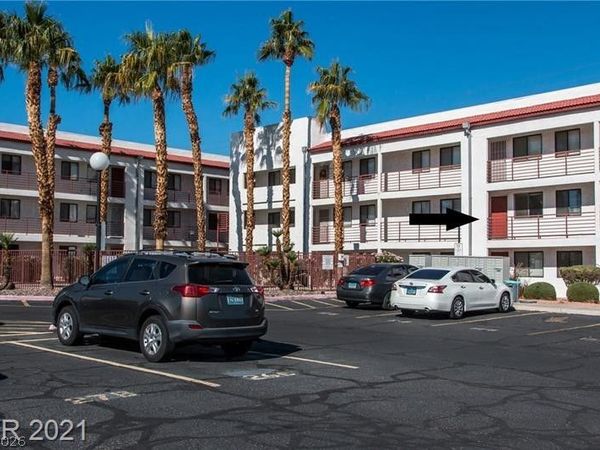 1381 E UNIVERSITY Avenue , Unit 204, Las Vegas, NV 89119