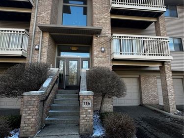 3800 Rosemont Boulevard, Unit 116 C, Fairlawn, OH 44333