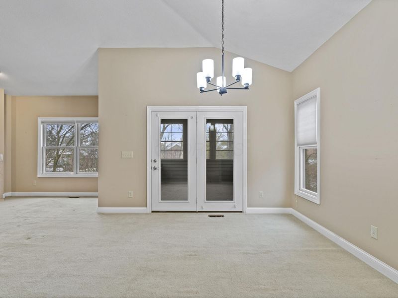 985 Linworth Village Drive, Columbus, OH 43235 Photo 12