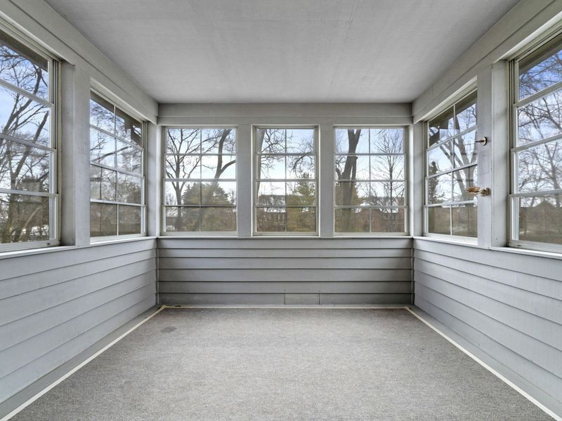 985 Linworth Village Drive, Columbus, OH 43235 Photo 13