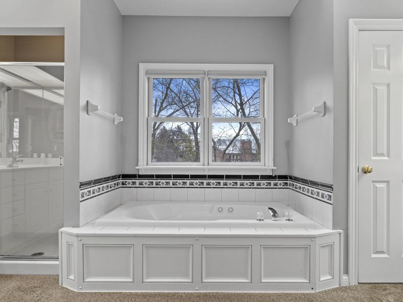 985 Linworth Village Drive, Columbus, OH 43235 Photo 26