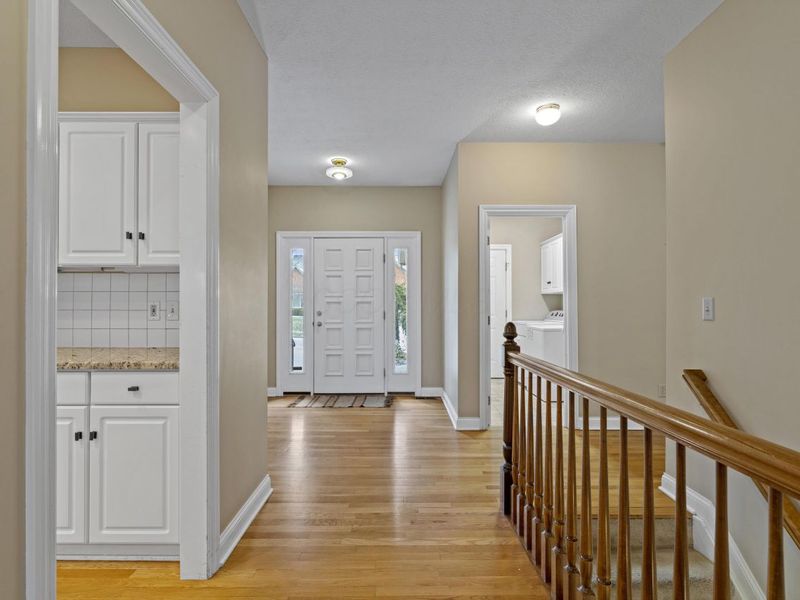 985 Linworth Village Drive, Columbus, OH 43235 Photo 30