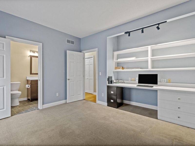 985 Linworth Village Drive, Columbus, OH 43235 Photo 30