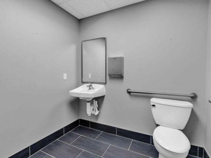 117 Lazelle Road E, Unit A,C,D, Columbus, OH 43235 Photo 14