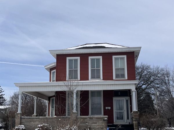 901 Summer Street, Burlington, IA 52601