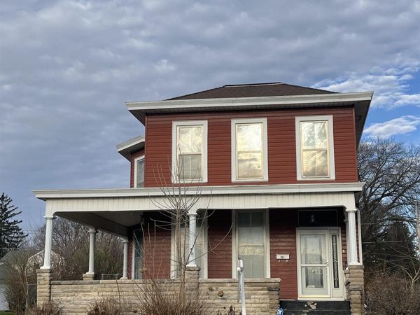 901 Summer Street, Burlington, IA 52601