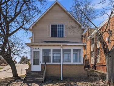 4239 Webber Parkway, Minneapolis, MN 55412