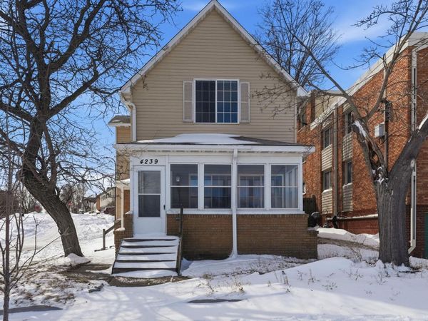 4239 Webber Parkway, Minneapolis, MN 55412