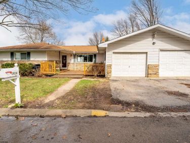 1414 Center Hill Avenue, Morgantown, WV 26505