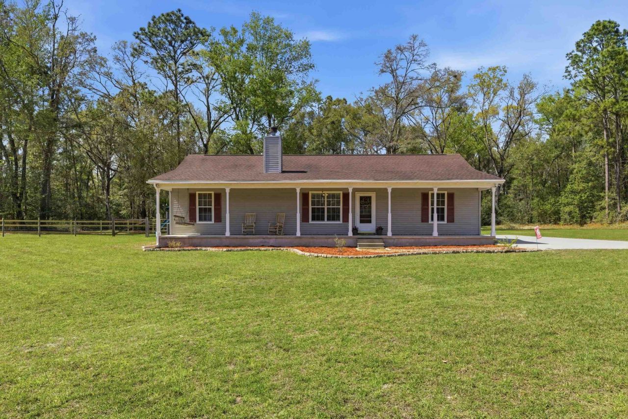 108 E Summerwind Circle, Crawfordville, FL 32327 Main Photo