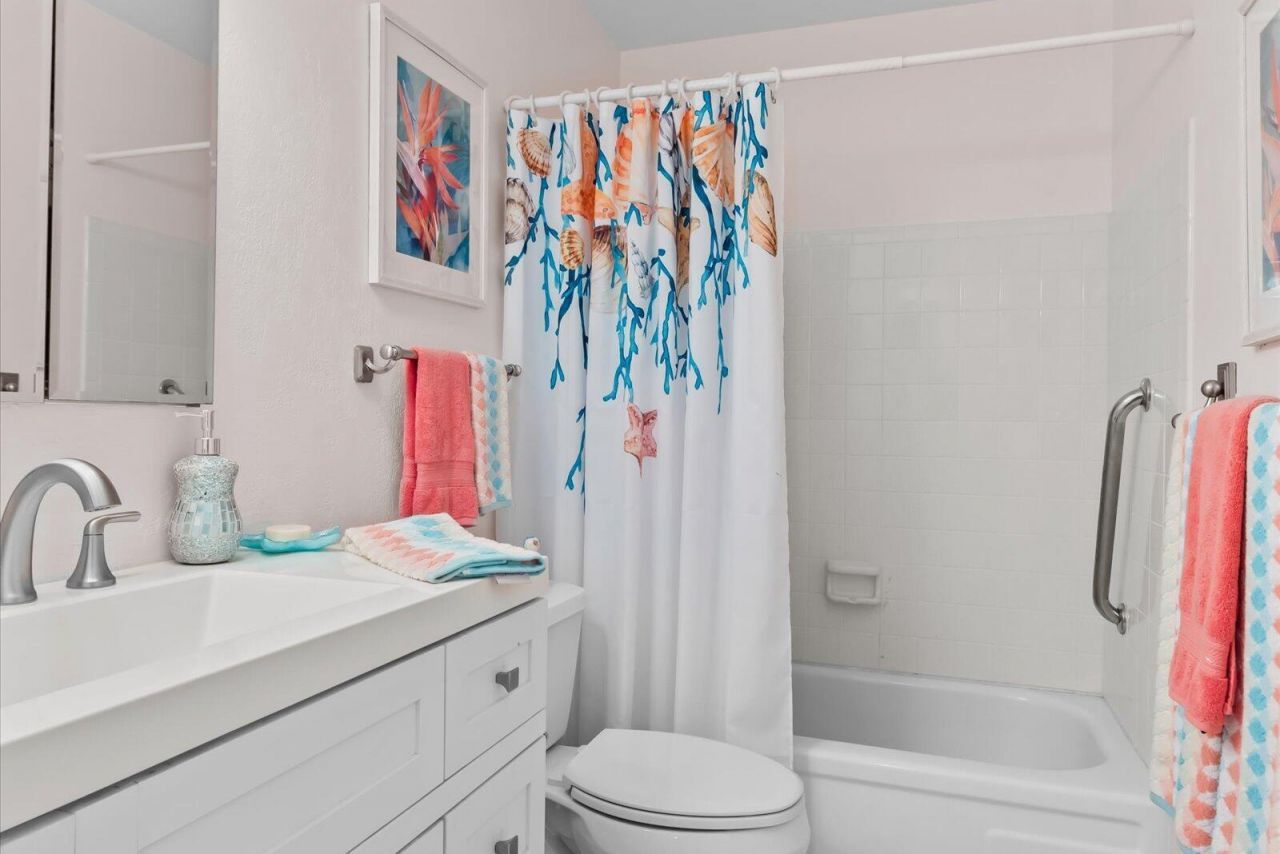 2929 SE Ocean Boulevard, Unit 130, Stuart, FL 34996 Photo