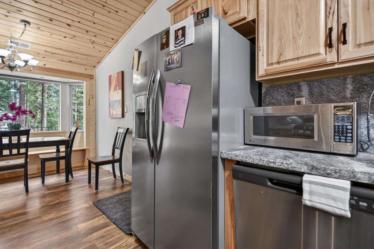 718 Timber Ridge Road, Lake Almanor, CA 96137 Photo