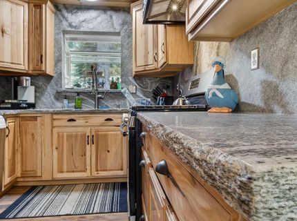 718 Timber Ridge Road, Lake Almanor, CA 96137 Photo