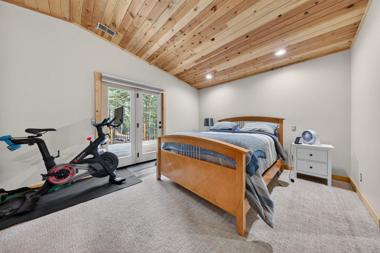 718 Timber Ridge Road, Lake Almanor, CA 96137 Photo