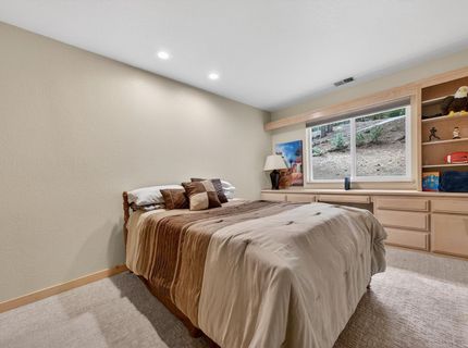 718 Timber Ridge Road, Lake Almanor, CA 96137 Photo