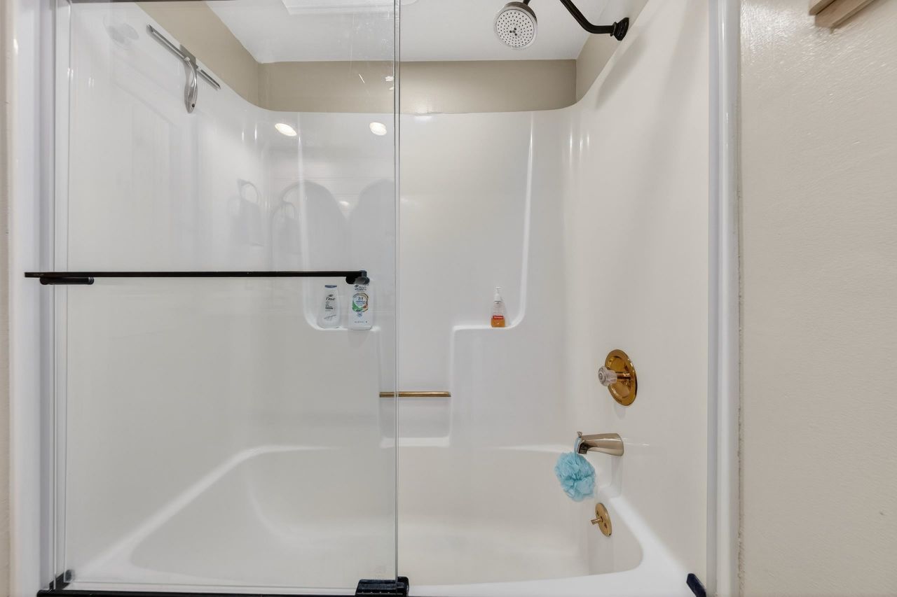 718 Timber Ridge Road, Lake Almanor, CA 96137 Photo